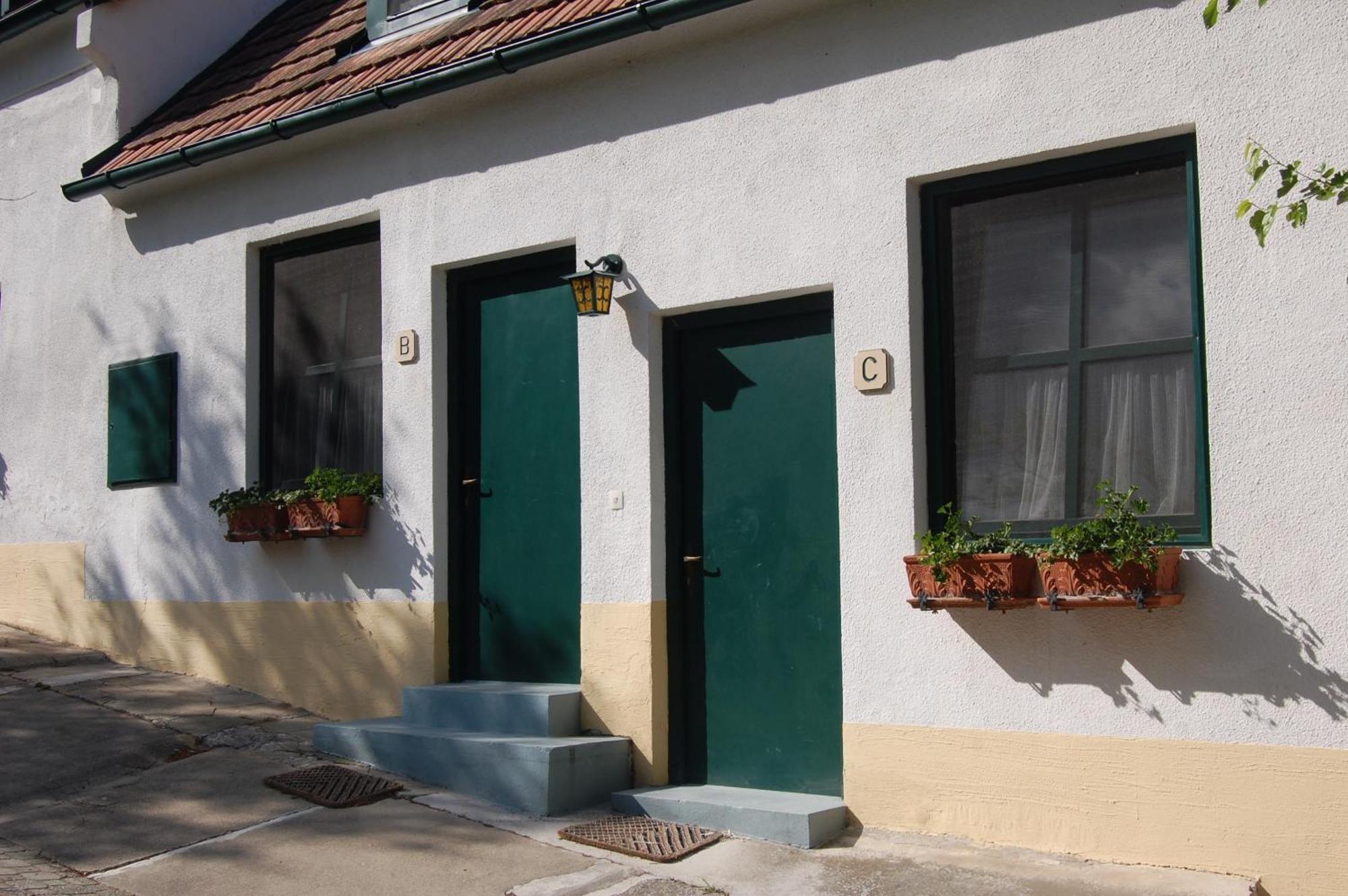 Hofgassl Zentgraf Bed & Breakfast Mörbisch am See Dış mekan fotoğraf
